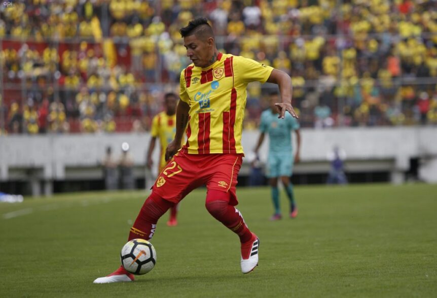 Luis Romero, el patrón de la defensa de Papá Aucas