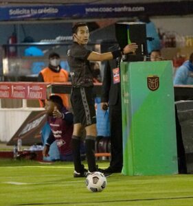 El arbitraje ecuatoriano escribe otro capítulo de polémicas