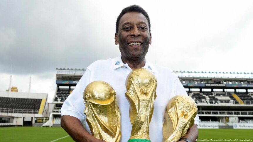 Los cinco momentos que marcaron la carrera de Pelé