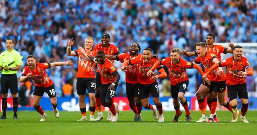 Luton Town, el equipo que subió a la Premier League desde la cuarta división