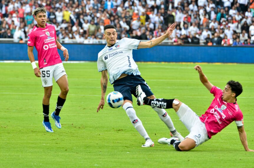 Liga de Quito celebra la estrella 12 gracias a Alexander Domínguez